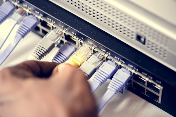 Waarom Power over Ethernet (PoE) steeds belangrijker wordt